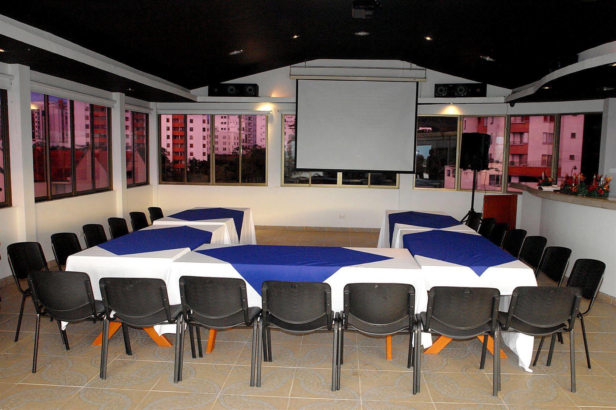 Top Deck Hotel Pereira Exterior photo
