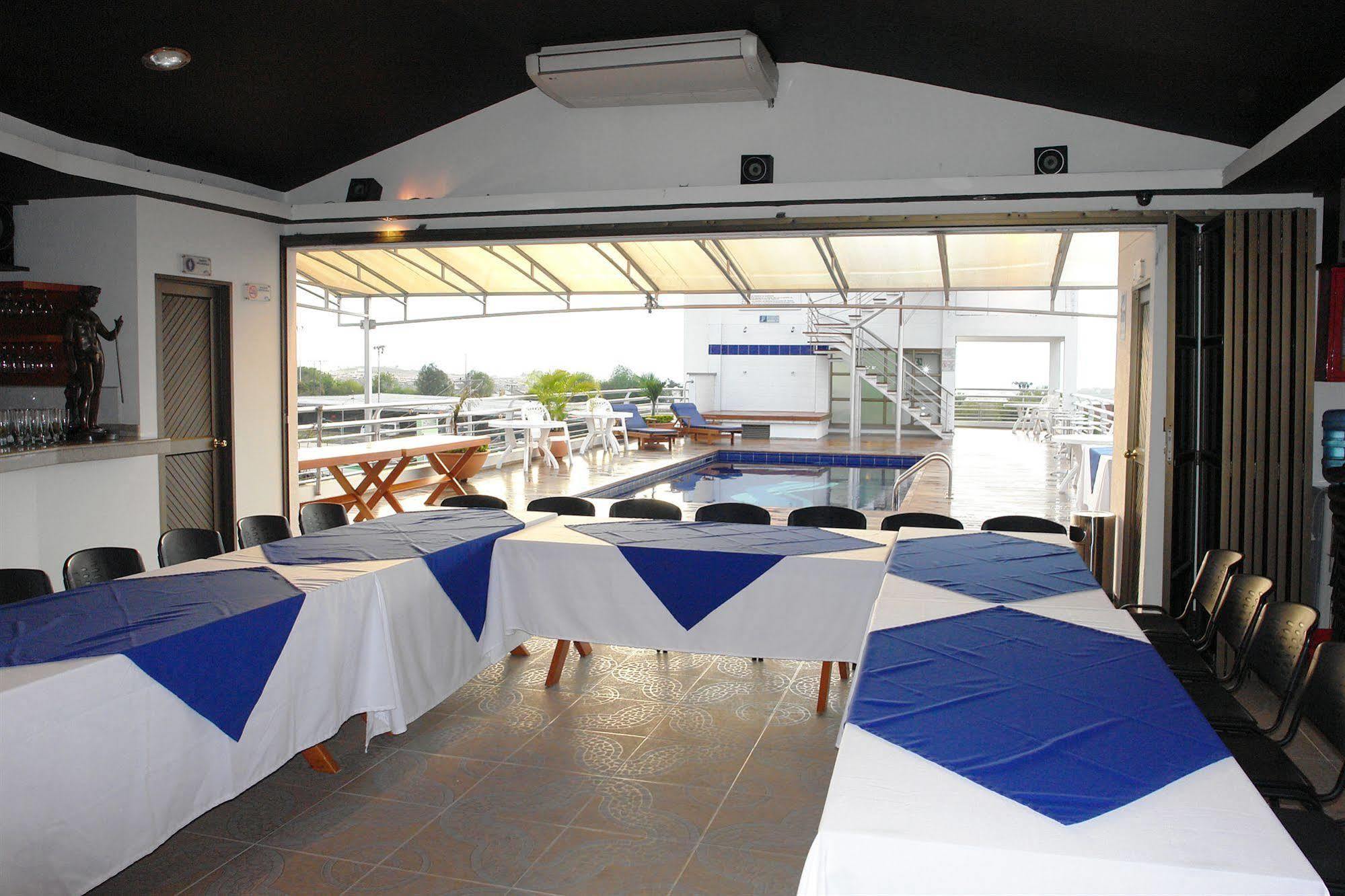 Top Deck Hotel Pereira Exterior photo
