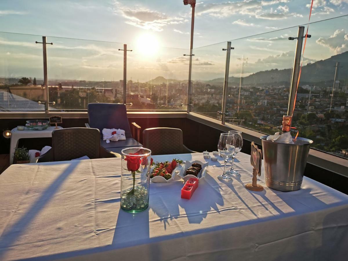 Top Deck Hotel Pereira Exterior photo